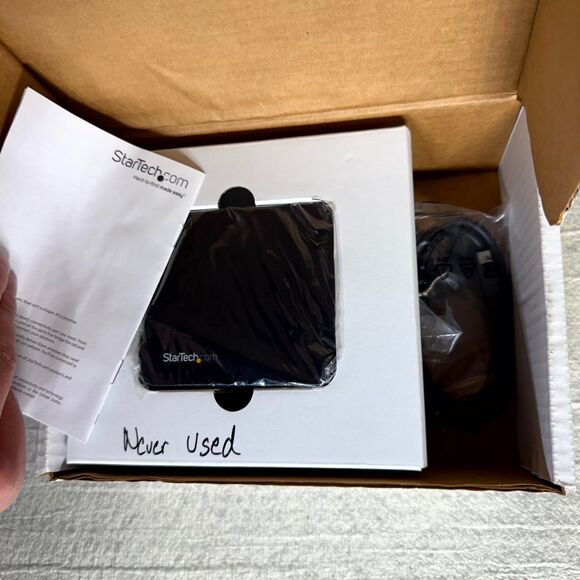 StarTech USB-C Docking Station For Laptops 4k HDMI Power‎ Delivery USB 3.0 NEW - Picture 3 of 6